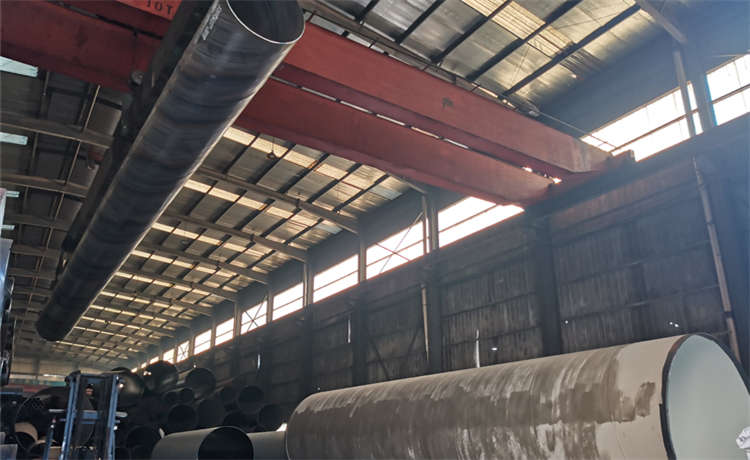 2420-10mm螺旋鋼管，1300供水鋼管，2320螺旋鋼管生產(chǎn)廠家，鋼材場打樁螺旋管廠家