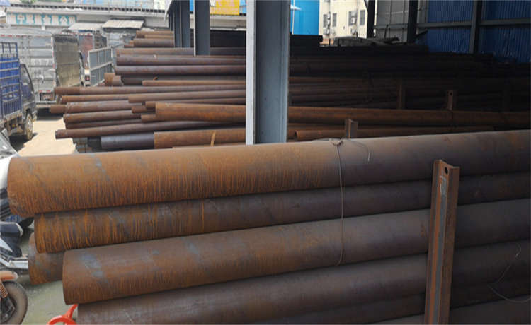 鋼材場(chǎng)丁字焊管廠家，鋼材場(chǎng)Q355B螺旋鋼管，內(nèi)徑2000mm螺旋管，dn1700螺旋焊管