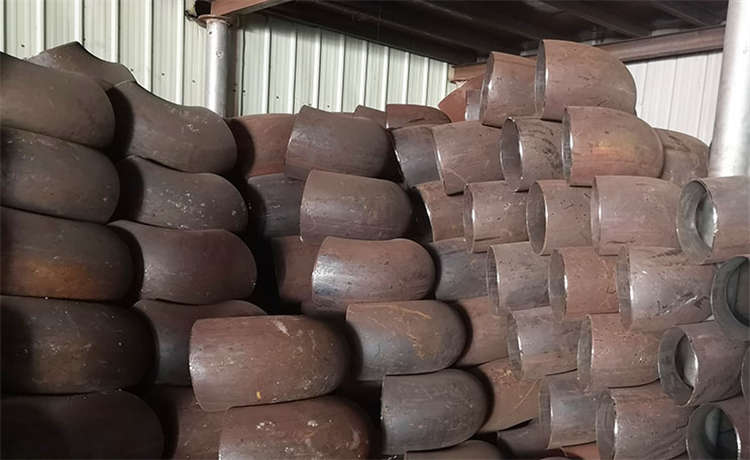 219-6mm螺旋管，920-8mm螺旋鋼管，鋼材場2420mm螺旋焊管，1900污水處理防腐螺旋焊管