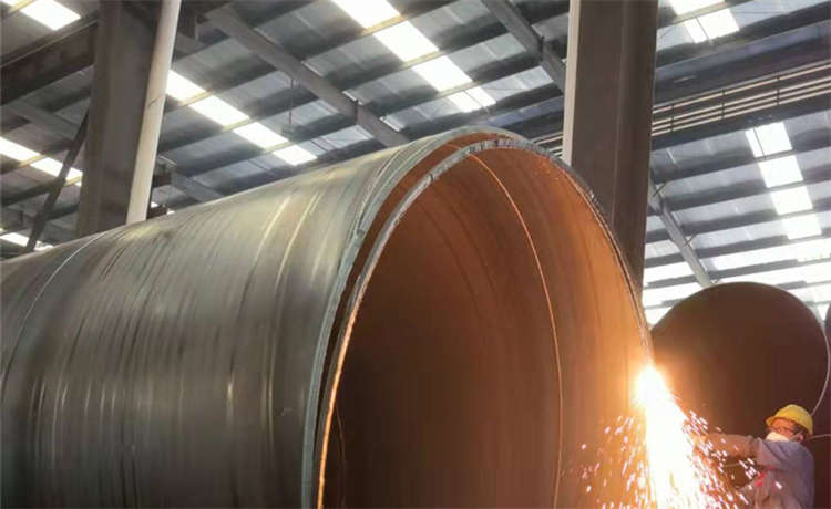 濾水螺旋管廠家，16鋼管樁專用鋼管廠家，螺旋管2800，內(nèi)直徑1300mm螺旋焊管