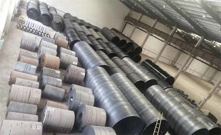 700mm螺旋焊管，DN2200螺旋鋼管，610螺旋管，鋼材場(chǎng)防腐螺旋鋼管廠家