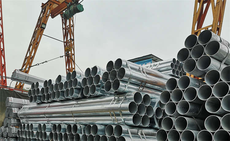 1350 762mm螺旋管，深圳1500自來水防腐鋼管，鋼材場(chǎng)2820mm螺旋焊管，Q355B螺旋管廠家