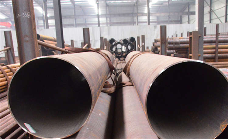 廠家電話，螺旋管型號(hào)規(guī)格，鋼鐵世界2100mm螺旋鋼管，820-12螺旋鋼管